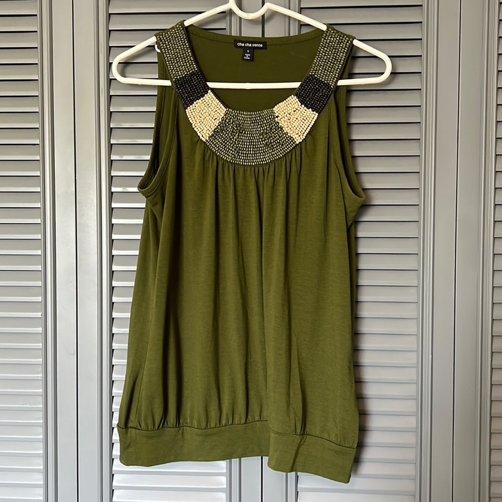 Cha Cha Vente : Green Beaded Tank Top - Medium
